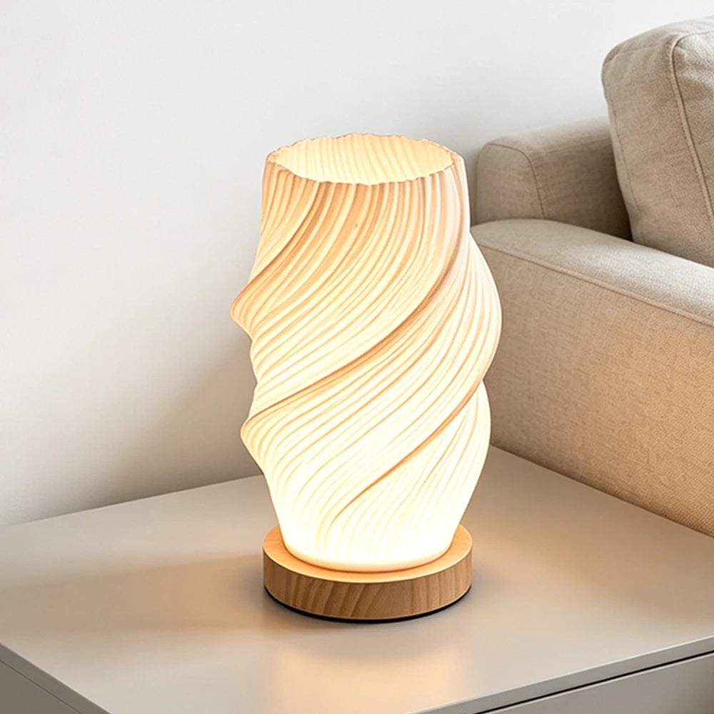 3D-Printed Dimmable Desk Lamp